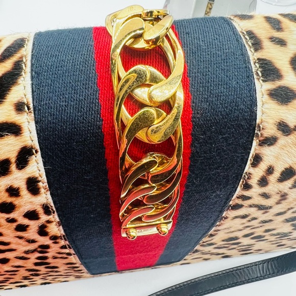 Gucci Sylvie Medium Calf Hair Bag with Certificate of Authenticity (CoA) - Picture 14 of 16